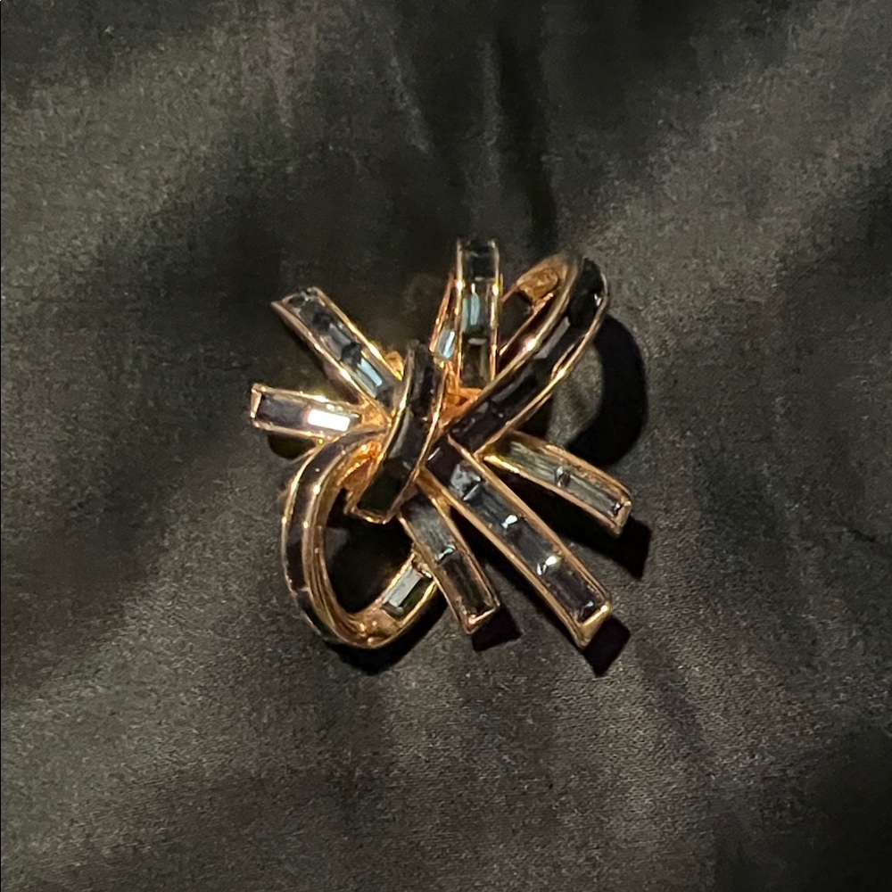 Nolan Miller Blue Ribbon Bow